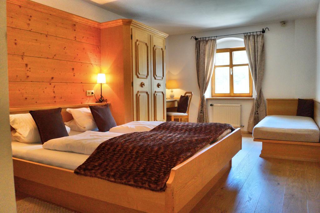 Gasthof Zum Schupfen Hotel Innsbruck Exterior photo